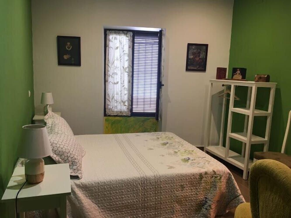 Twin Room, Private Bathroom (Hierbabuena)