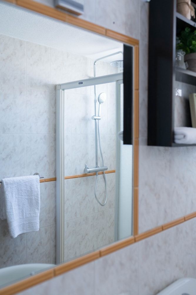 Hotel Ventus Twin Room 16