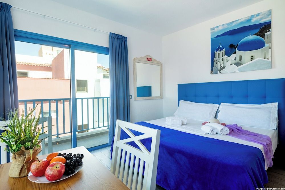 Riva Eco Guest House Los Abrigos Double Room, Shared Bathroom (Riva D4) 3