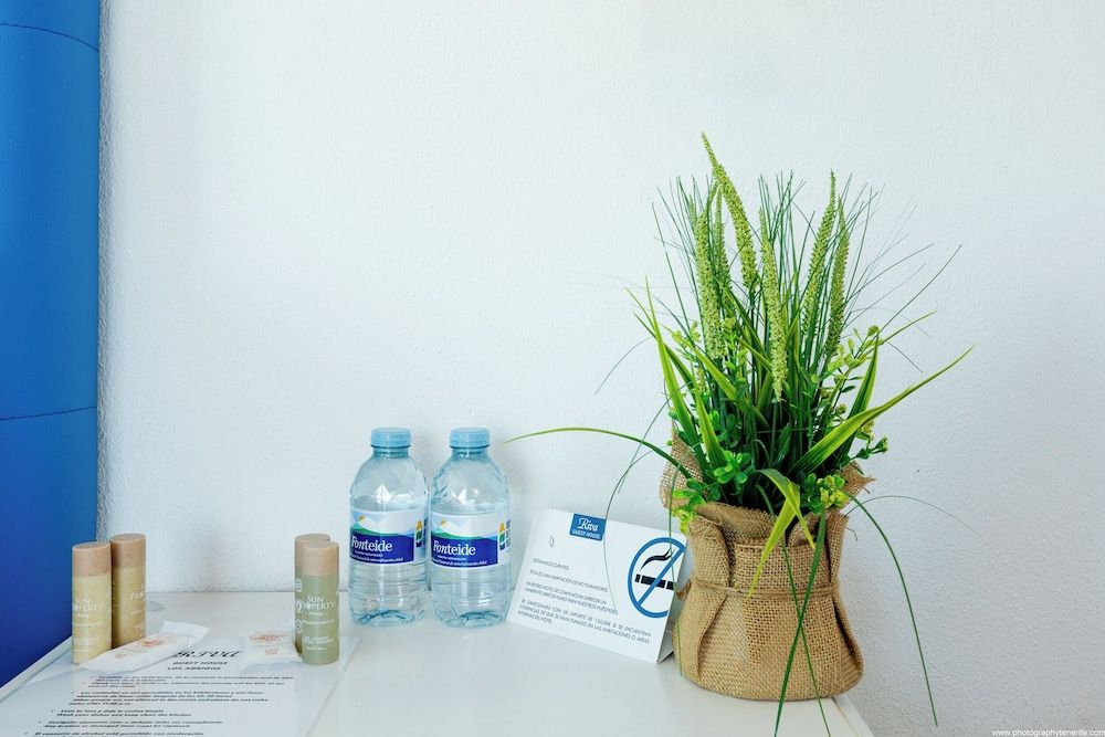 Riva Eco Guest House Los Abrigos Double Room, Shared Bathroom (Riva D4) 10