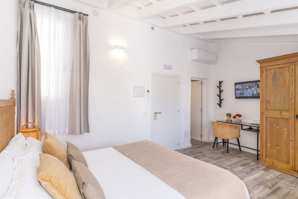 Encant de Alaior Boutique Hotel Attic Double Room With Terrace 3