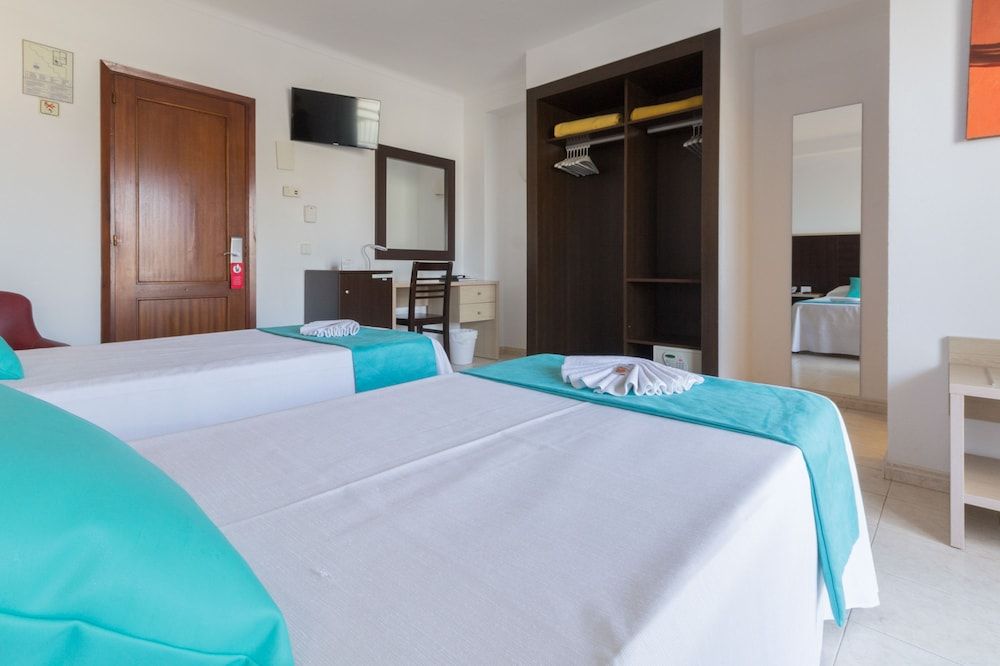 Comfort Triple Room, Ensuite (You & Me +)