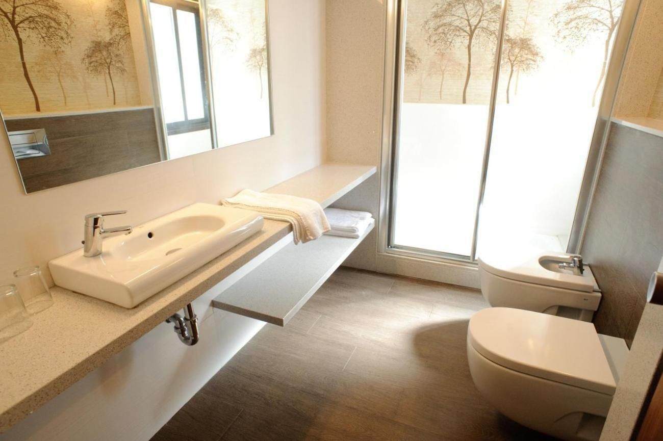 One-Bedroom Apartment (1-4 Adults)
