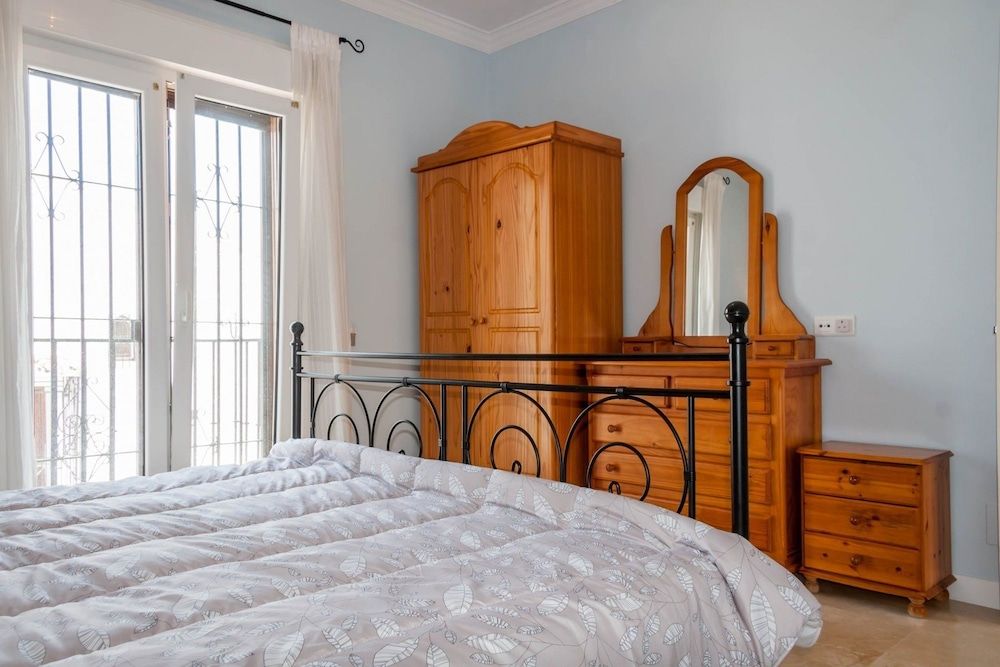 House, 4 Bedrooms, Pool View (91)