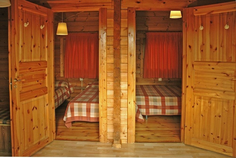 Superior Bungalow (Roure 4)