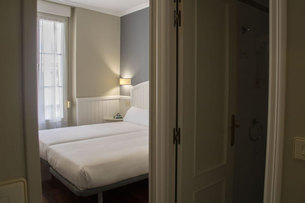 Alda Miramar Rooms Standard Double or Twin Room