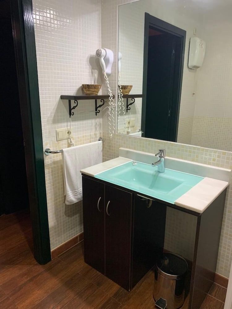 Hostal - Camping Ciudad de Cáceres Bungalow, 2 Bedrooms 16