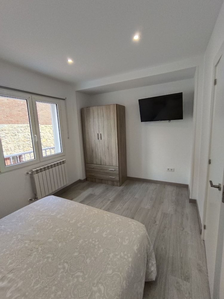 Duplex, Private Bathroom (6 pax)