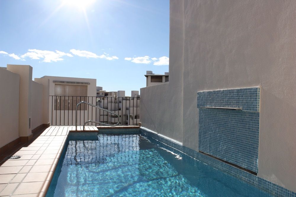 Penthouse With Pool