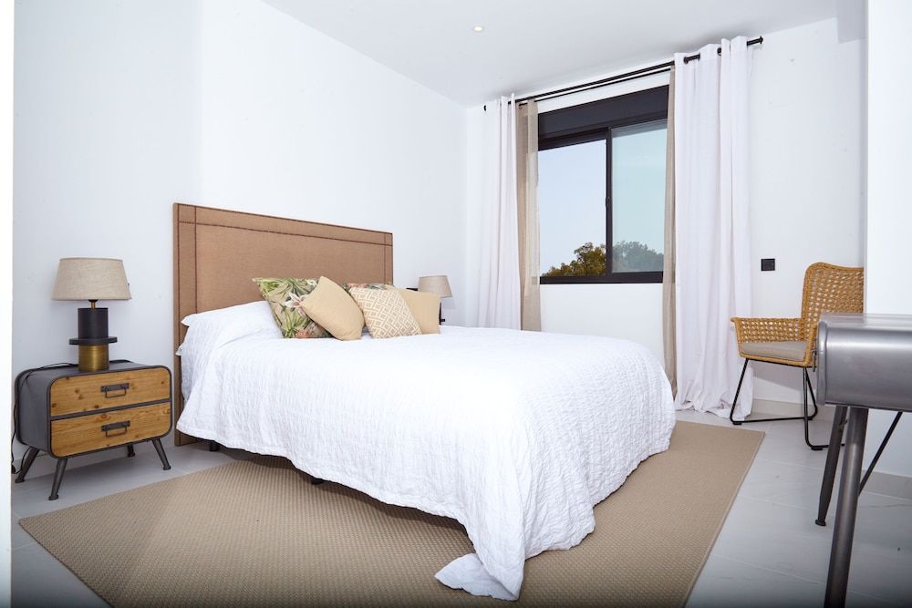 Estepona Holiday Hills