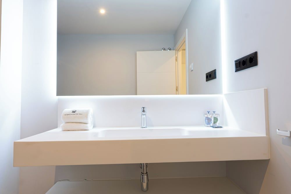 Estepona Holiday Hills Apartamento de 2 dormitorios con jardín en Colina de Mirador 8