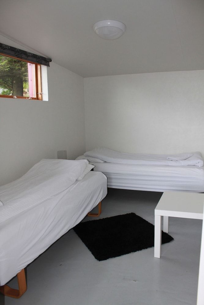 Lindarbrekka Apartment, 2 Bedrooms (Guesthouse) 2