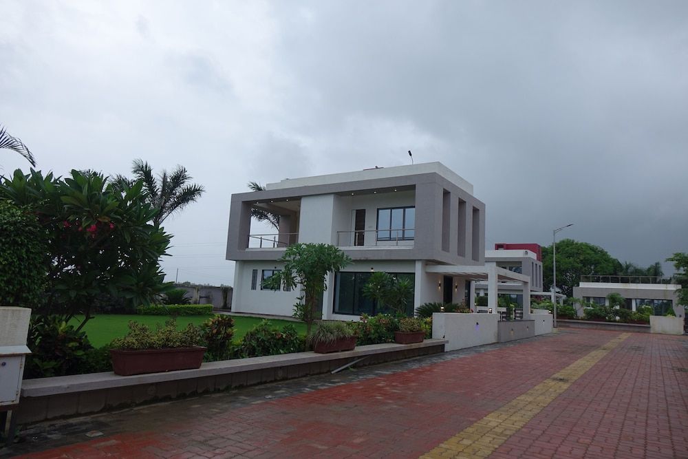 Secondary Image