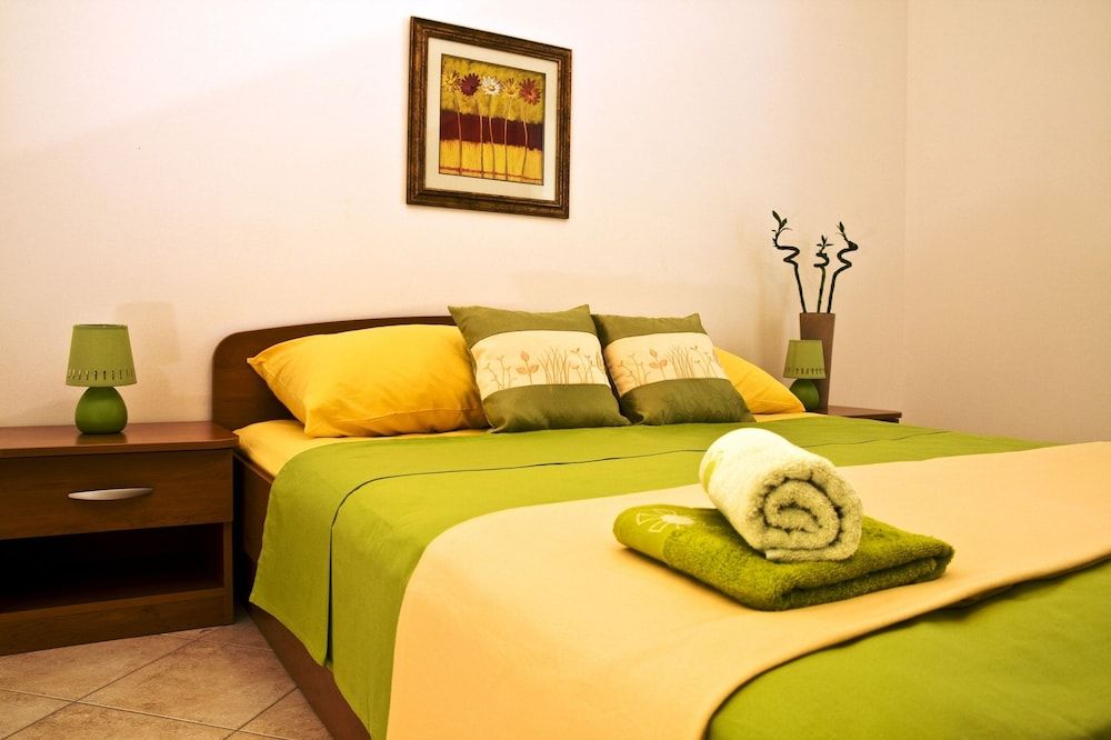 Standard Double Room, Balcony, Partial Sea View