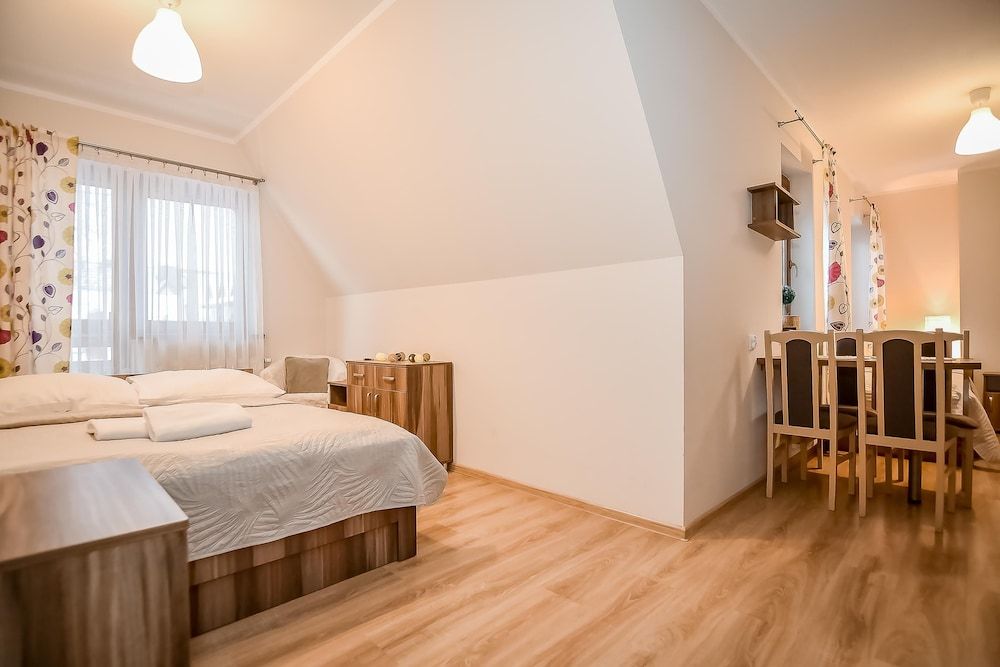 Quadruple Room, Balcony (5)