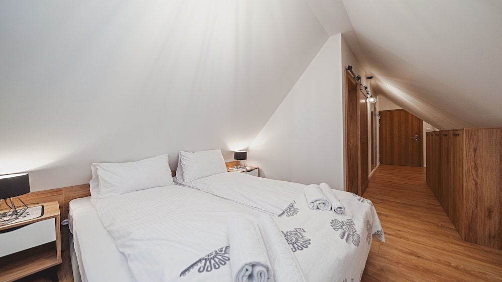 Apartment (C13)