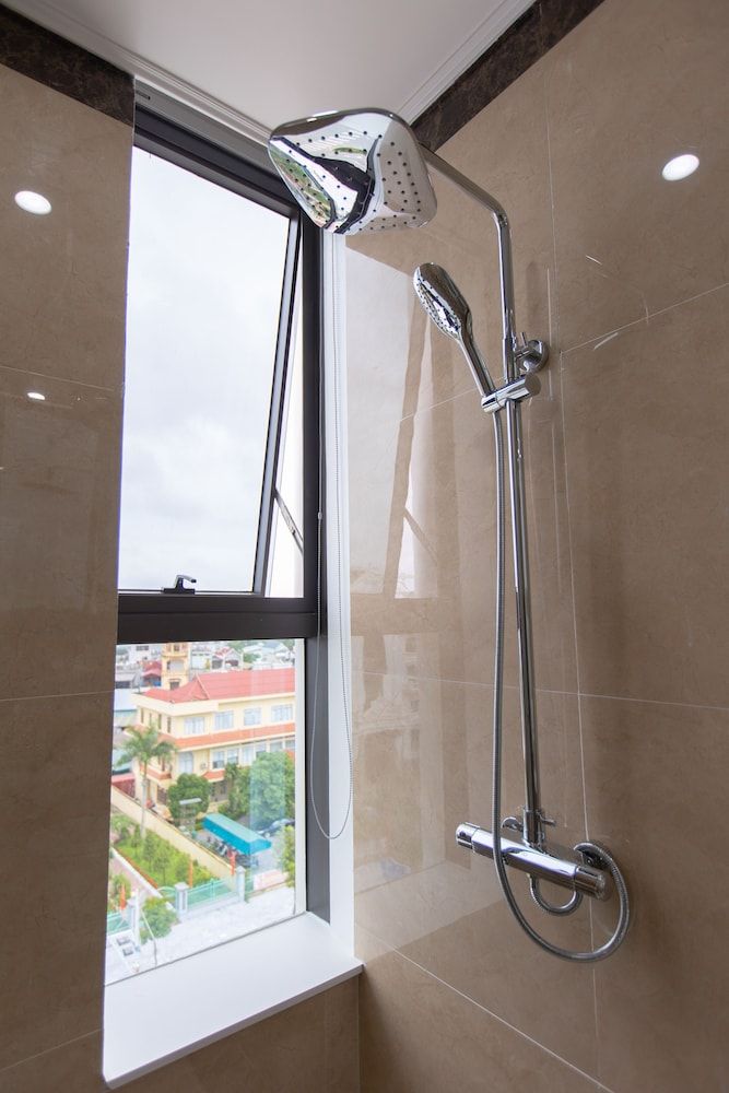 Sala Hotel Mong Cai Standard Double Room 6