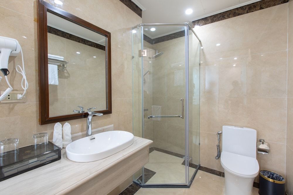 Sala Hotel Mong Cai Deluxe Twin Room 5