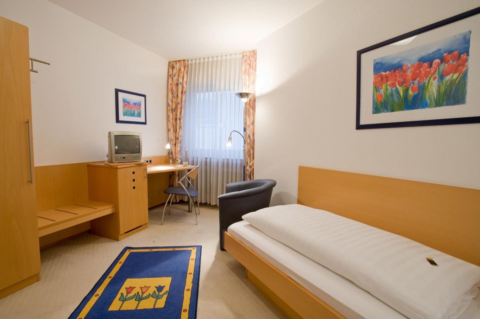 Standard Single Room