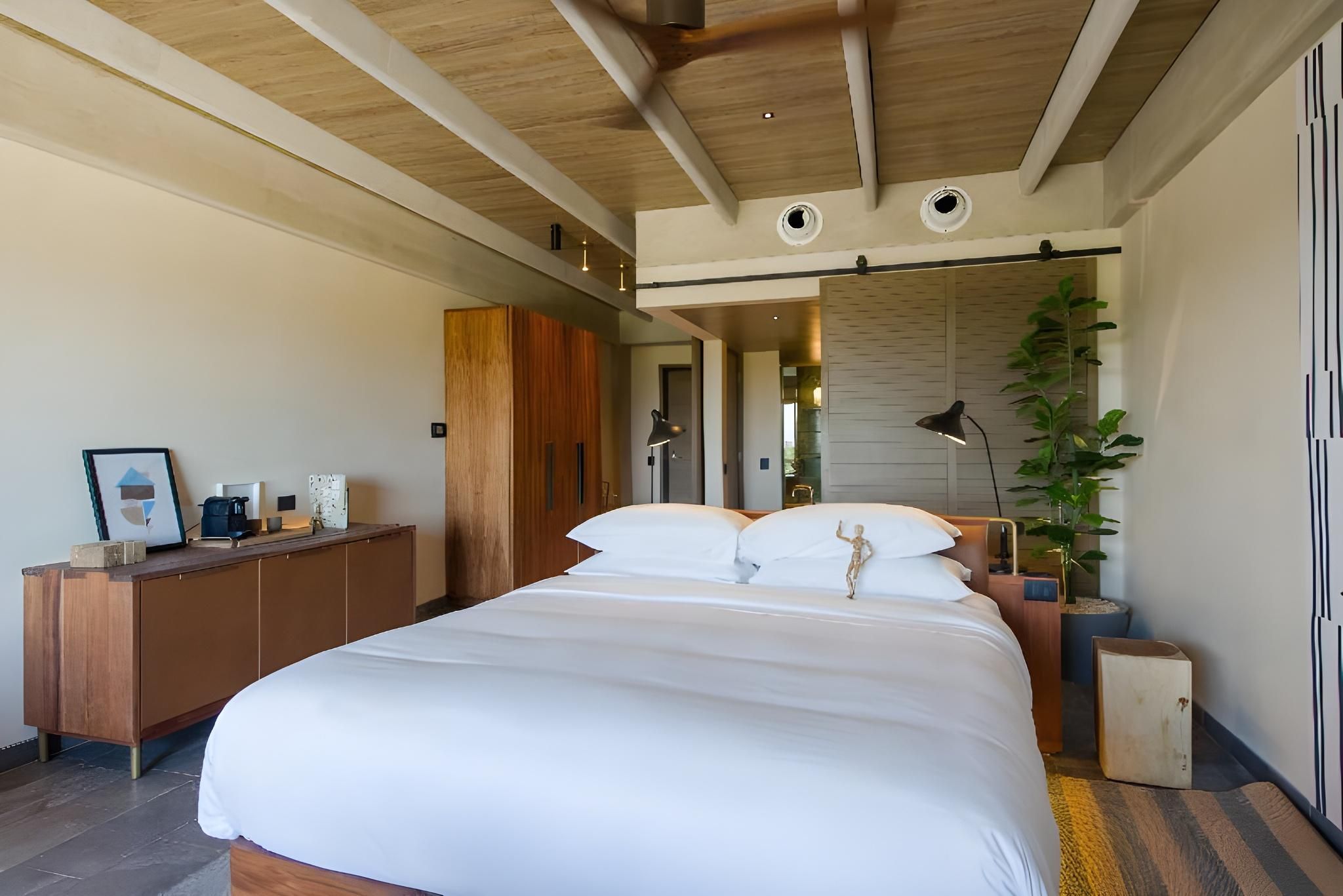 Inspira Ocean Front Master Suite