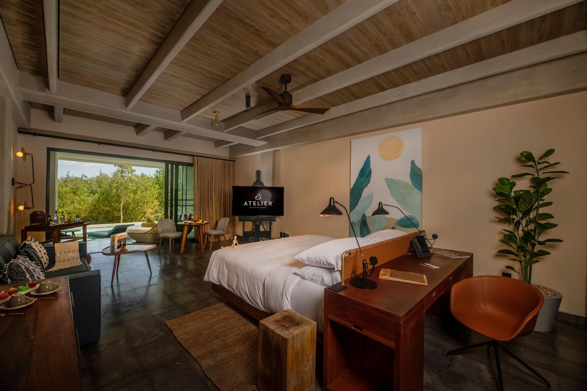 Inspira Swim Out Junior Suite with King Bed