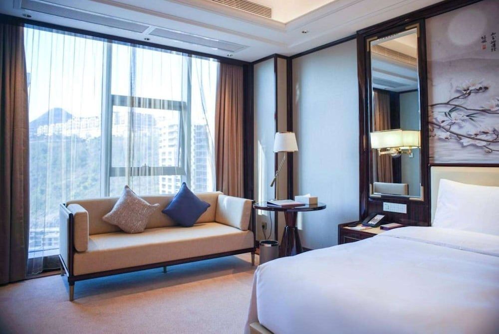 Superior Room, 1 King Bed