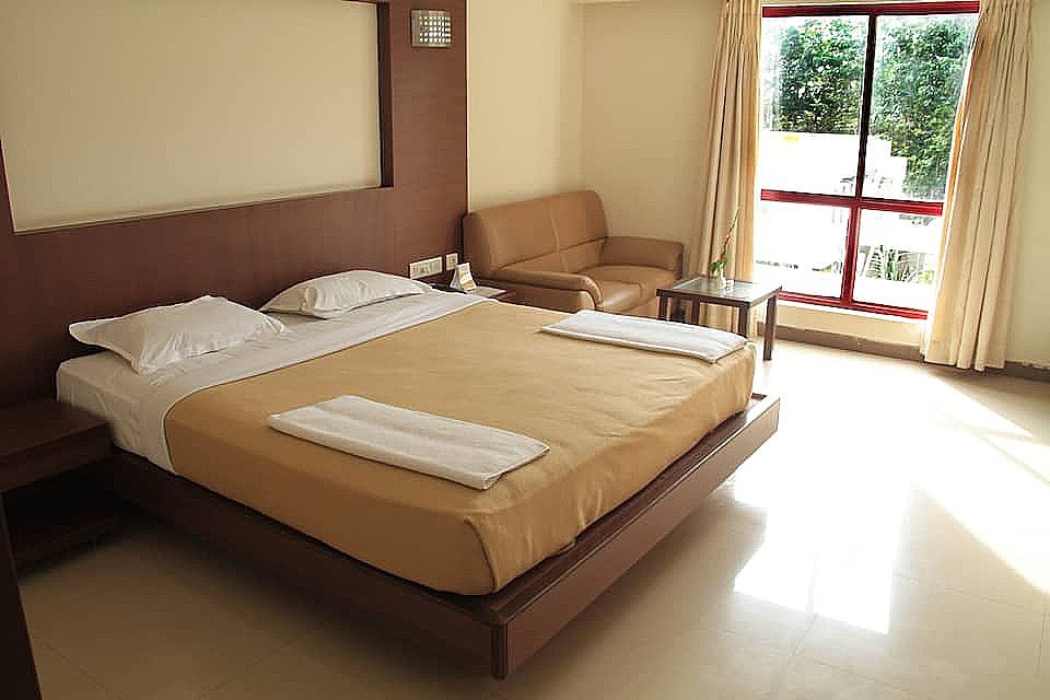 Grand Maurya Resort Deluxe Room 2