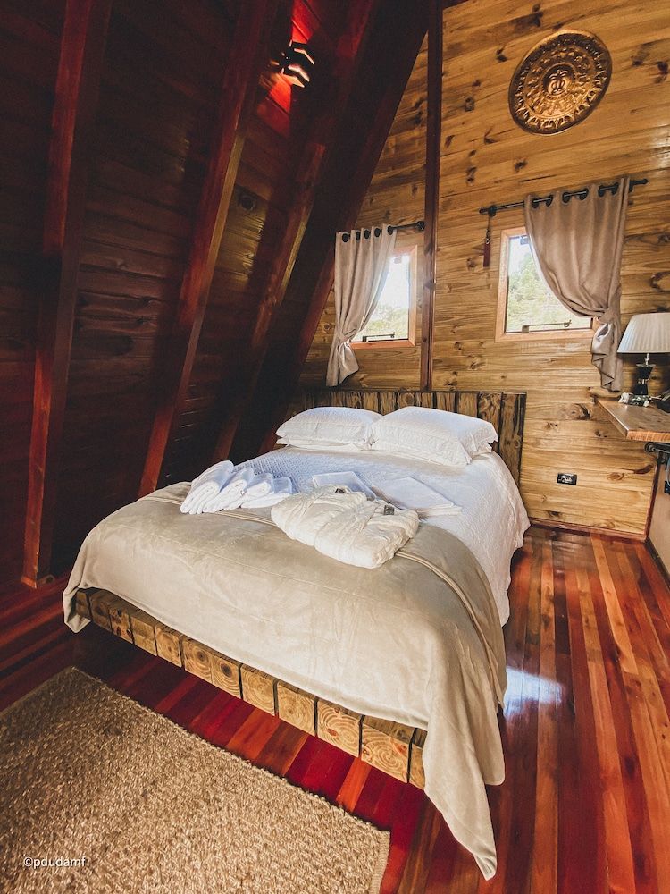 Romantic Studio Suite