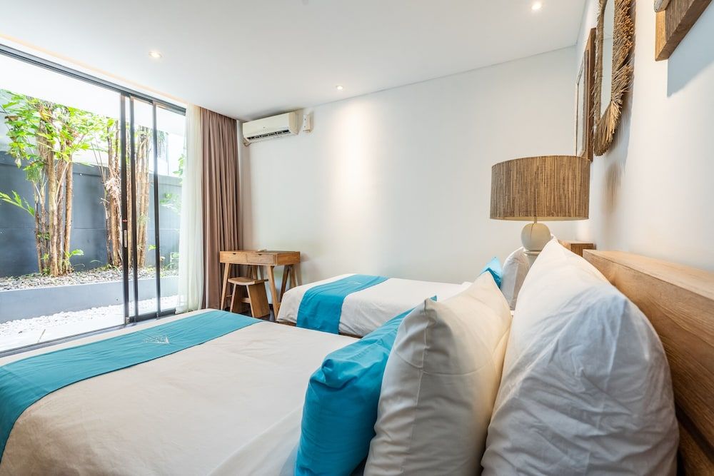 Comfort Villa, 1 Bedroom, Private Bathroom, Pool View