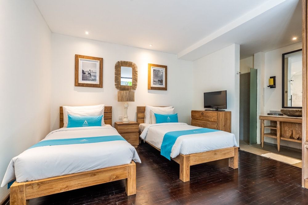 Comfort Villa, 2 Bedrooms, 2 Bathrooms, Pool View