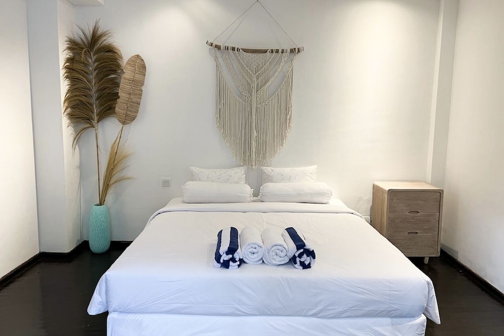 Classic Villa, 1 Bedroom, Hot Tub, Garden View