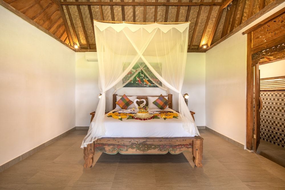 Villa, 2 Bedrooms, Pool View
