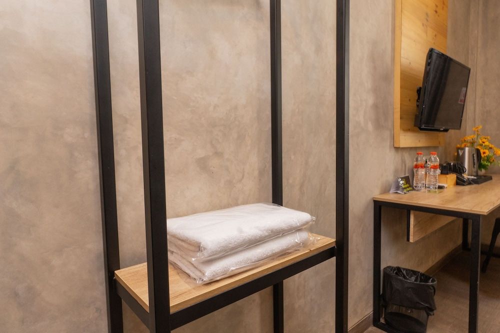 Summerville Hotel & Coffee Shop Deluxe Double Room 15