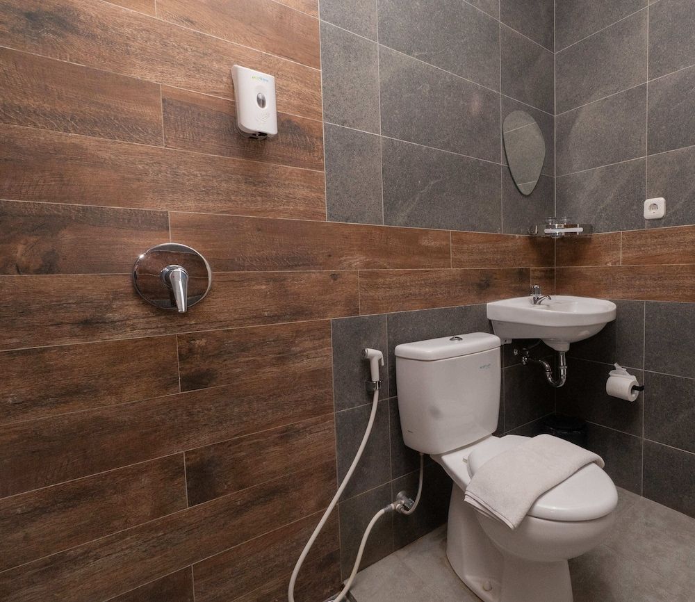 Summerville Hotel & Coffee Shop Deluxe Double Room 25