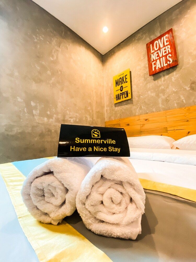 Summerville Hotel & Coffee Shop Deluxe Double Room 10