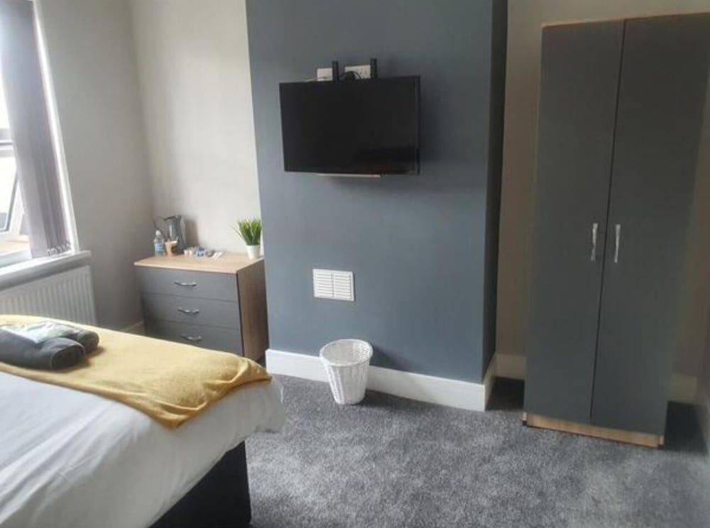 Superior Double Room, Shared Bathroom (with TV)
