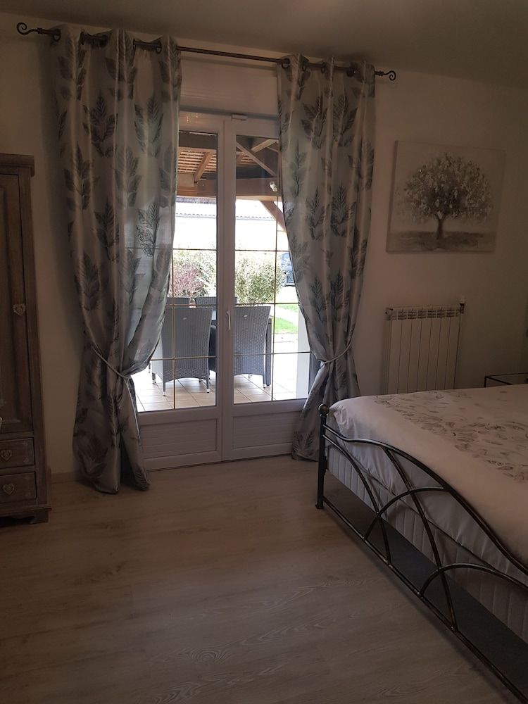 Double Room (Eugenie)