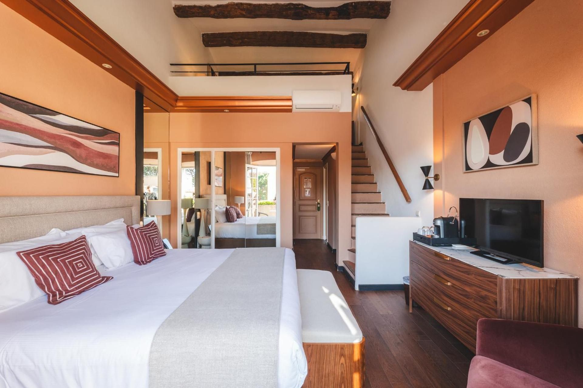 Duplex Quadruple Room