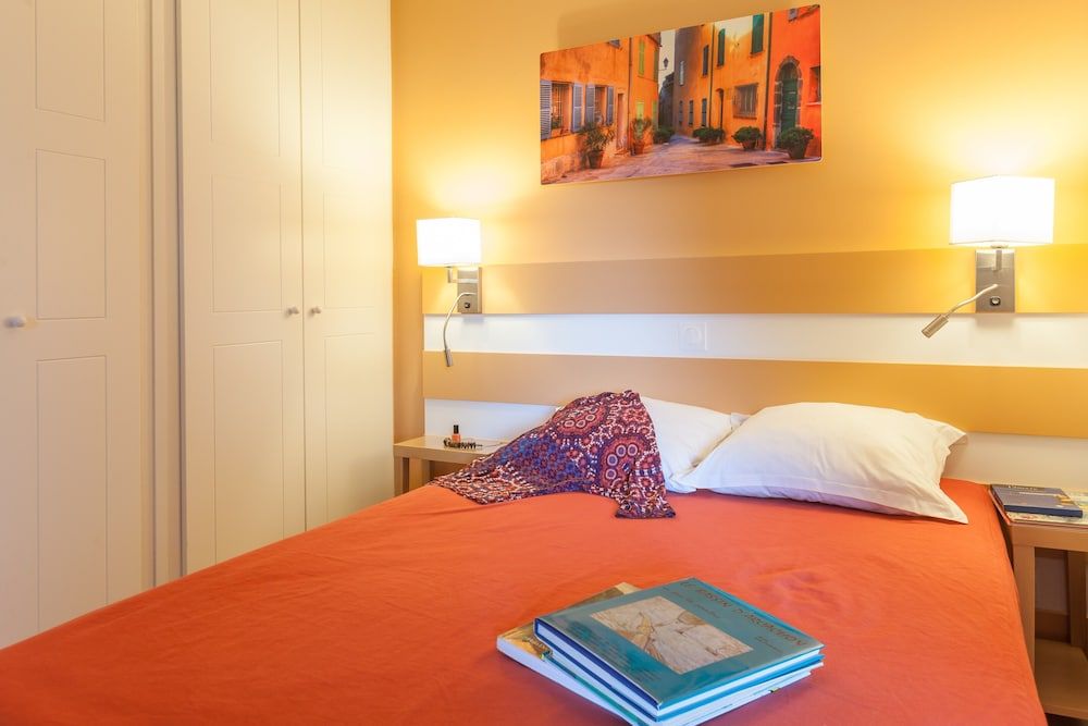 Apartment 6 People - 1 Bedroom + 1 Sleeping Alcove - Air conditioned - Balcony Standard Eco