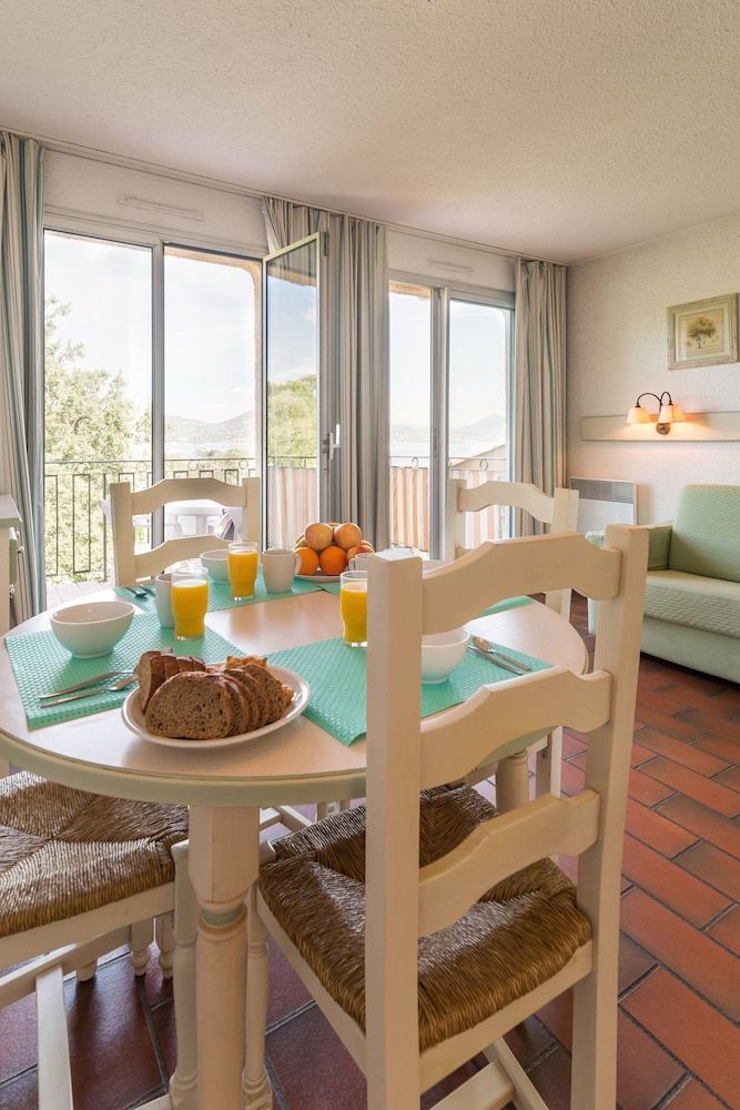 Studio 4 people - 1 sleeping area - Terrace or balcony Standard Eco