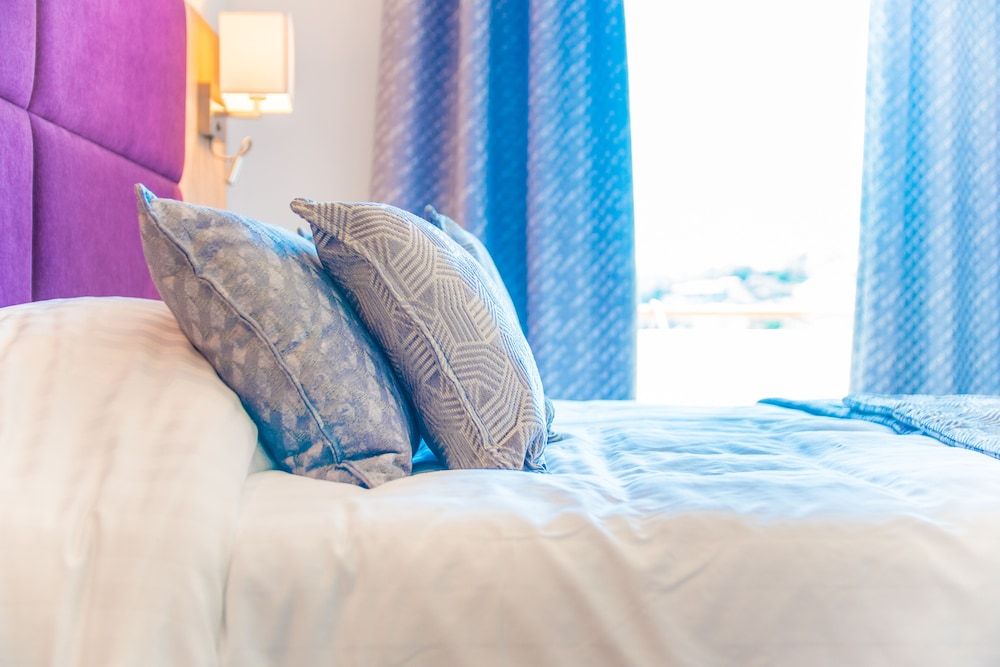 Les Flots Bleus Deluxe Studio, Sea View 4