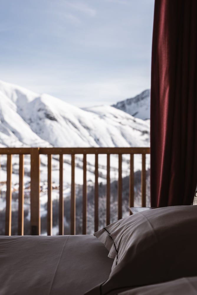 Deluxe Double or Twin Room, Mountain View