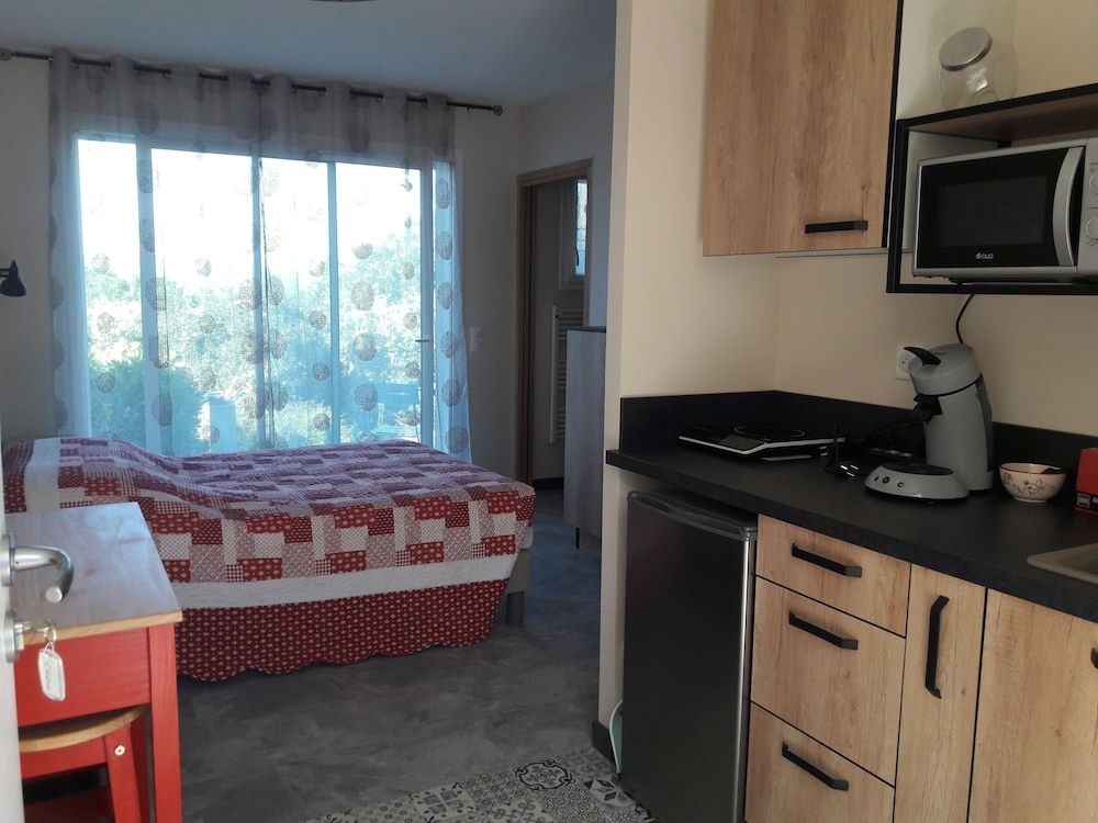 Studio, Private Bathroom