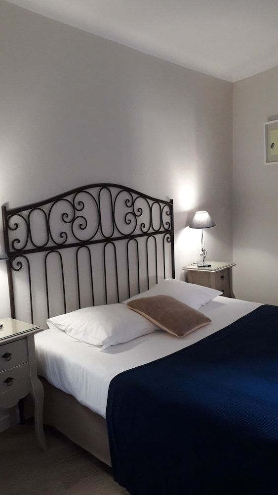 Superior Double Room (1)