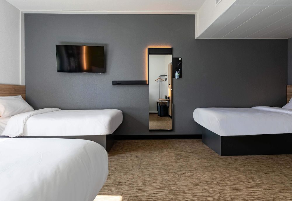 B&B HOTEL Sélestat Centre-Alsace Standard Quadruple Room 2