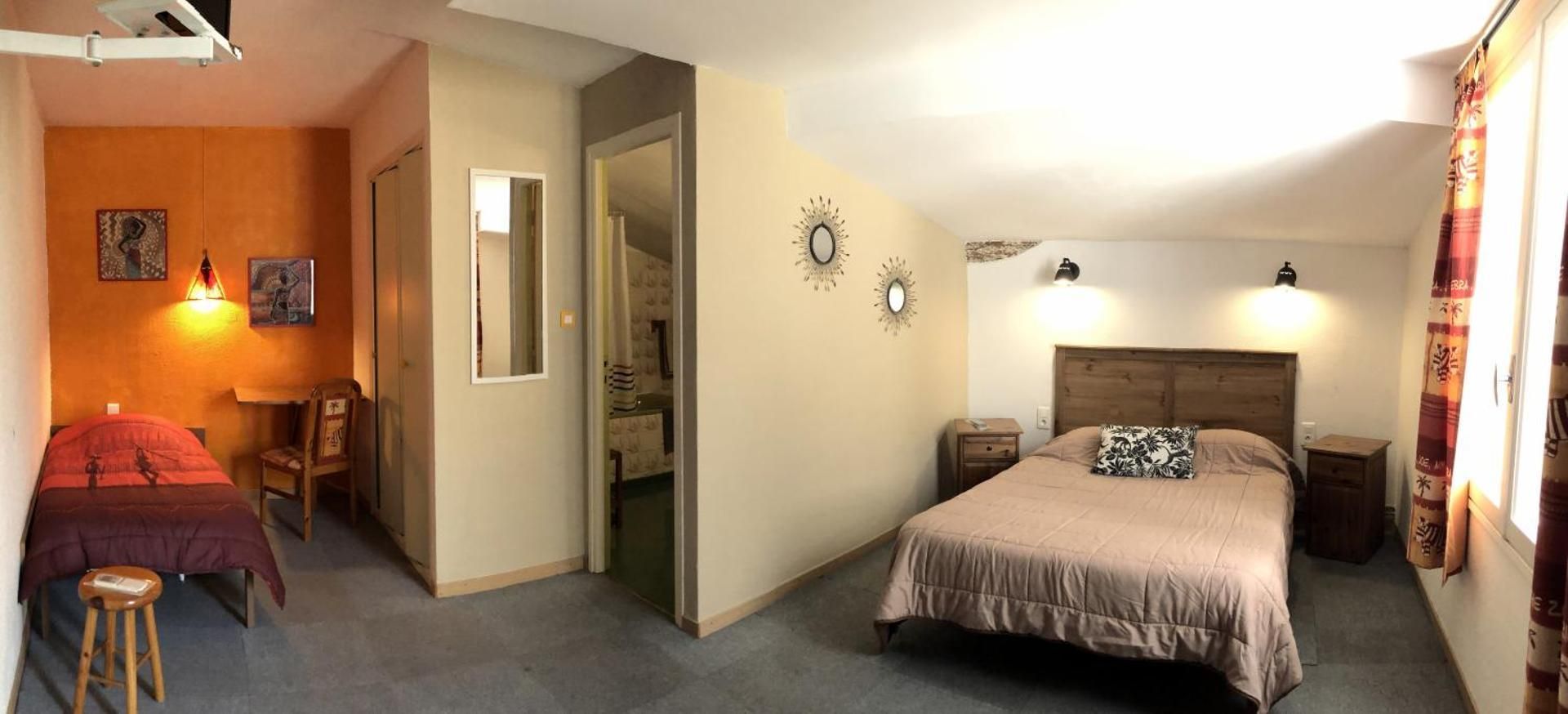 Triple Room