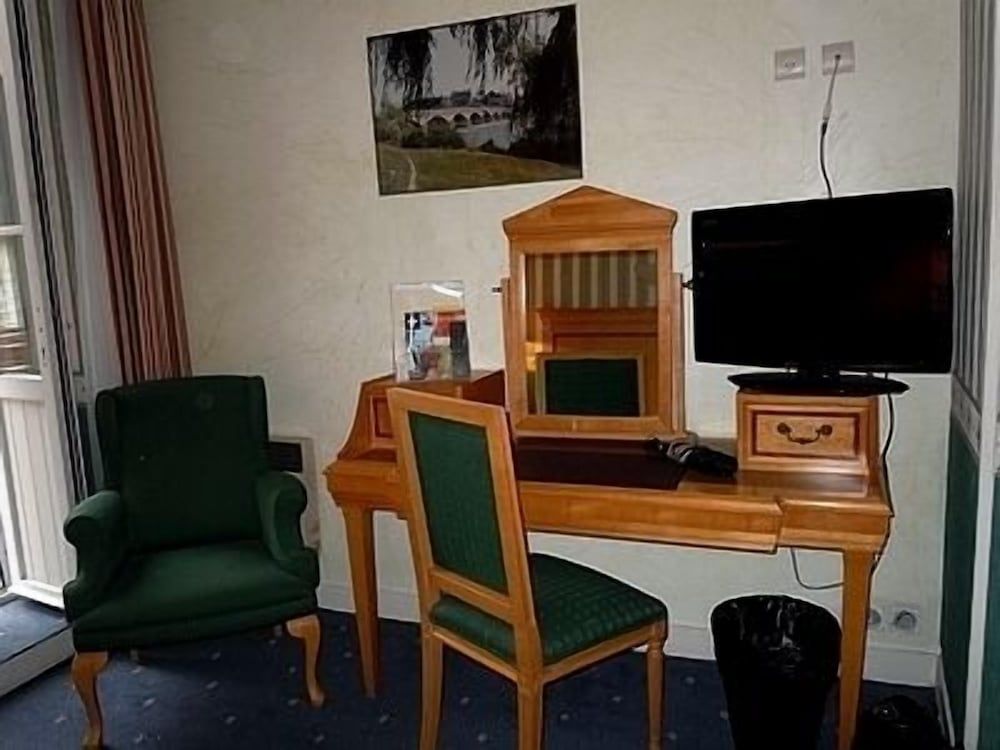 La Croix Blanche Standard Single Room 2