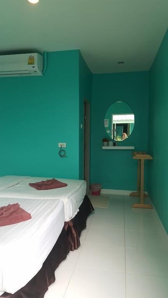 undefined Apache Beach House 7