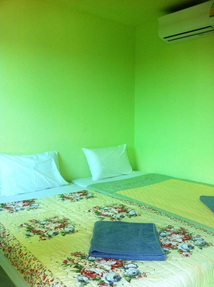 undefined Apache Beach House 10