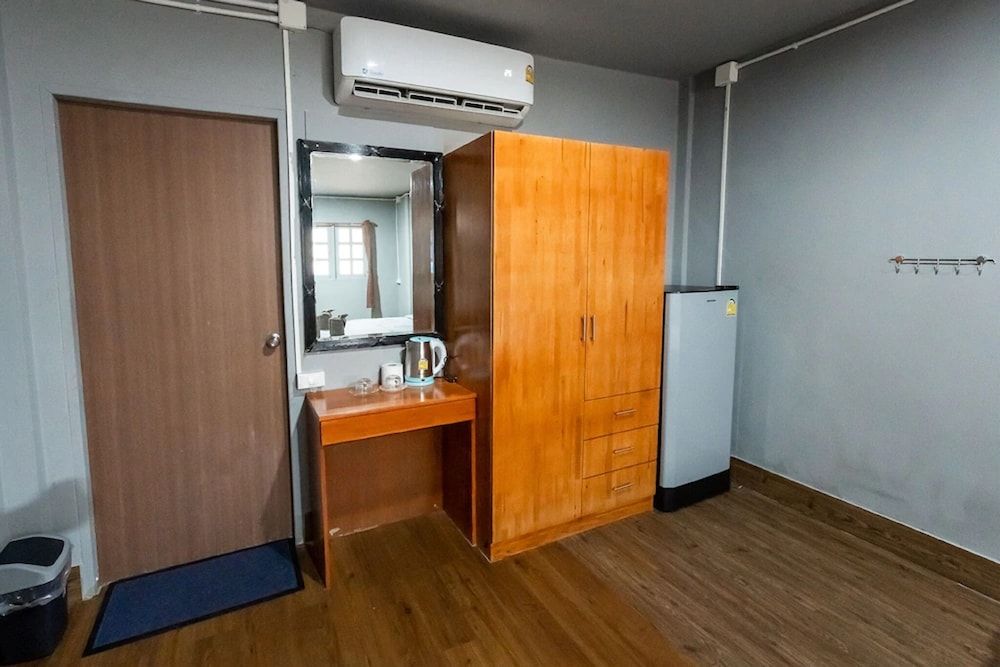 undefined Aladdin Guest House - Hostel 10
